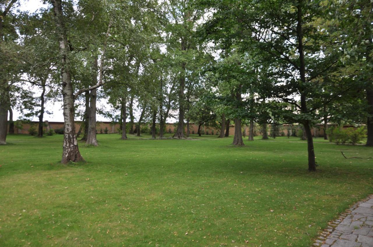 Rezydencja Marii Rybieniec Hotel Kiszkowo Екстериор снимка
