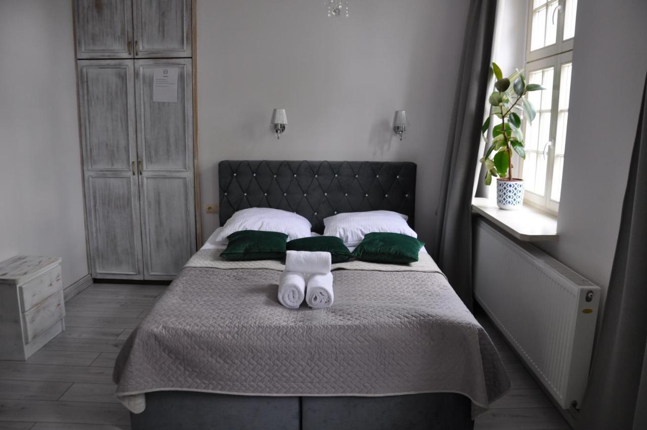 Rezydencja Marii Rybieniec Hotel Kiszkowo Екстериор снимка